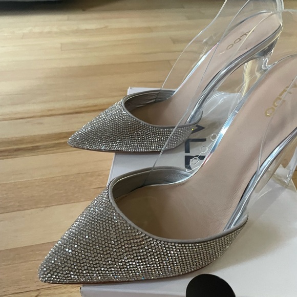 Aldo x Cinderella heels, size 9 these are a 4 inch heel beautiful shoe - Picture 14 of 16